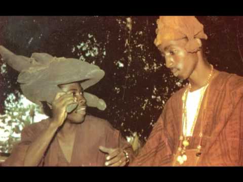 Exhumation Folklorique (Tentemba) - Aboubacar Demba Camara & son Groupe 1970