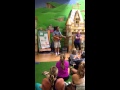 Hullabaloo and Sign4Baby Perform Itsy Bitsy Spider