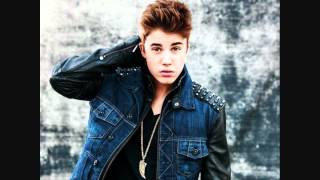 Kadr z teledysku Beauty and a Beat feat Nicki Minaj tekst piosenki Justin Bieber