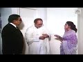 Anupam Kher Taking Advantage Of Nivedita Ghar Mein Ram Gali Mein Shy
