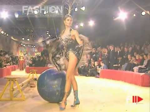 "John Galliano" Spring Summer 1997 Paris 3 of 4 pret a porter woman by FashionChannel