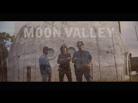 LOS CATACLISMOS - MOON VALLEY   (Video Oficial)