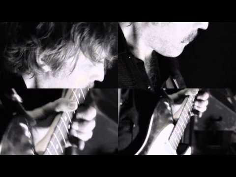 Joe Gideon & the Shark - Poor Born (Tank Magazine live session)