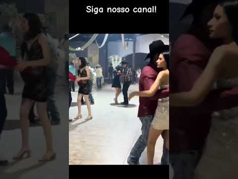 Vamos dança #passossertanejos #roça #vidanaroça #agro #minasgerais #vidareal  #mulherbonita