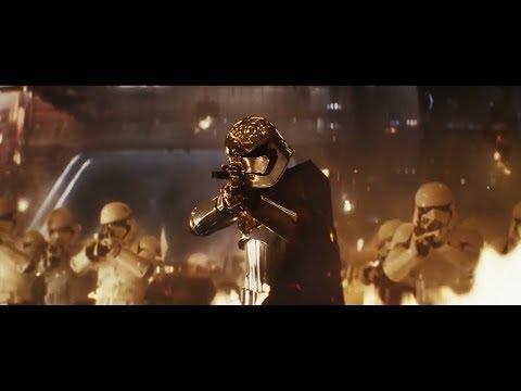 Star Wars: The Last Jedi (2017) Captain Phasma Vs Finn Scene