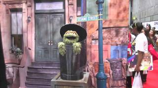 NYCC 2011 Oscar The Grouch
