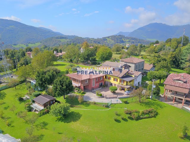 Casa indipendente con ampio giardino a Leffe