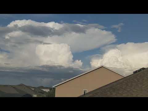 Time-Lapse: 2 Strong Updrafts Fully Turn into Cumulonimbus Clouds