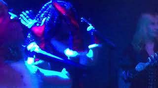 The Christmas Chronicles - It’s Christmas Time Pretty Baby (SCENE)