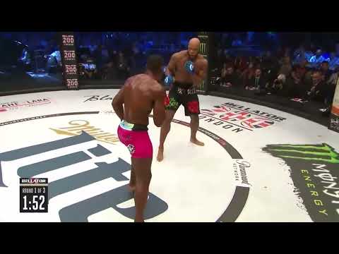 Mr. Wonderful Takes On The Big Swarm! | Phil Davis v Linton Vassell | Full Fight | Bellator 200