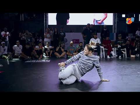 Fresh Bella vs Kate · B-Girls Round Robin | 2019 World Urban Games
