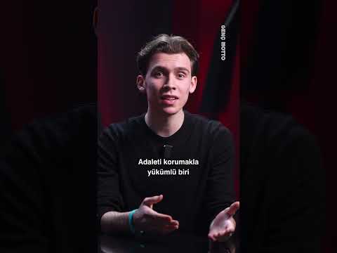 Savcı, eski eşi olan hâkimi vurdu. Yaralanan hâkime ise bir hükümlü siper oldu