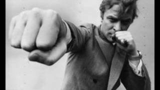 Boxed In -Shadowboxing