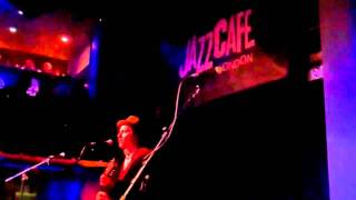 Josh Rouse - Sad Eyes (Acoustic) Jazz Cafe, London,  Sat 19th February 2011