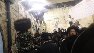 "ל"ג בעומר התשפ"ד במירון"  "דובר אמת בלבבו אדוננו בר יוחאי"... "שמחה בציון הרשב"י עד לב השמיים"...