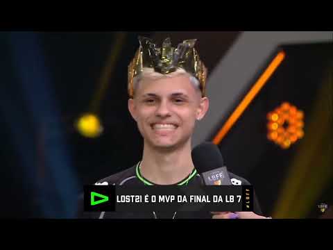 LOUD LOST COLOCANDO A COROA DE MVP LOUD LEVANTANDO TROFÉU DE CAMPEÃ DA LBFF