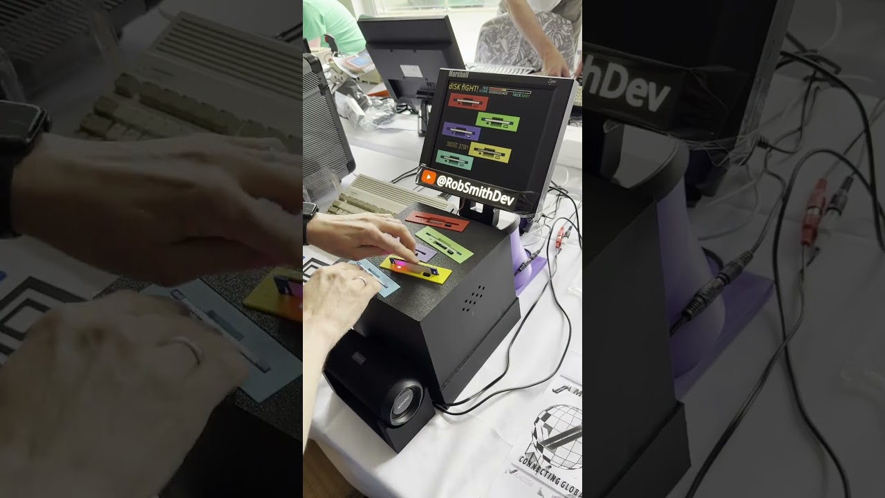 DiskFight featuring Disk Menace recorded at Zzap! Live #retrogaming #retro #amiga - YouTube