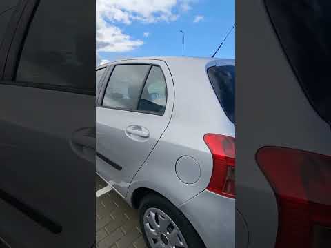 фото toyota yaris ii 0