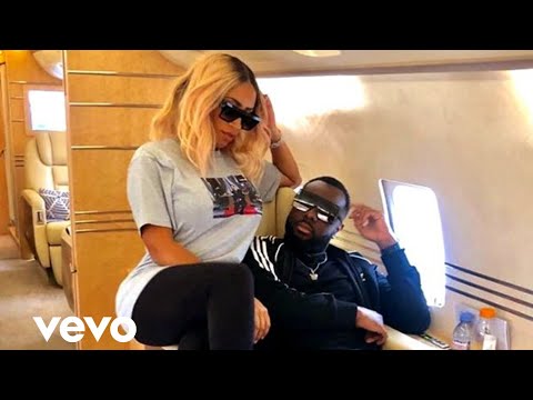 GIMS, DADJU - TERMINAL 2F (Clip Vidéo)