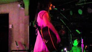 Kacey Musgraves &quot;Cup Of Tea&quot; at Gruene Hall