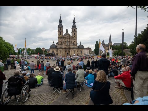 Nach Einschränkungen der Vorjahre: Großes Bonifatiusfest auf dem Domplatz