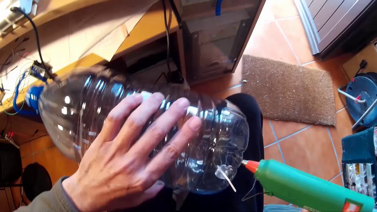 O Avô ensina - Rega gota a gota com garrafão PET