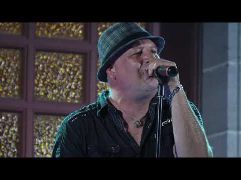 100 % Pure Laine  Caline de Blues