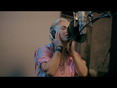 Me Deixa Entrar na Sua Vida - Isabella Taviani - Clipe Oficial
