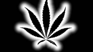 J-Green ft. Neako- LVL Ratchet (Da Caper Album Version)