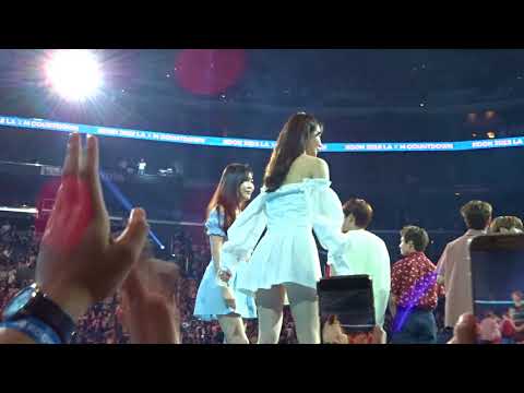2018.08.11 KCON LA Concert - Ending - Davichi