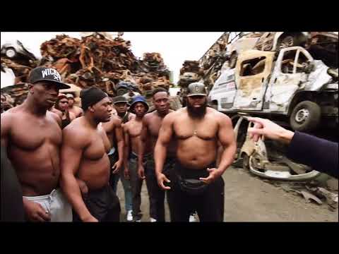 PINK KALASH  le CLIP qui fait MOUCHE Mate les chicots