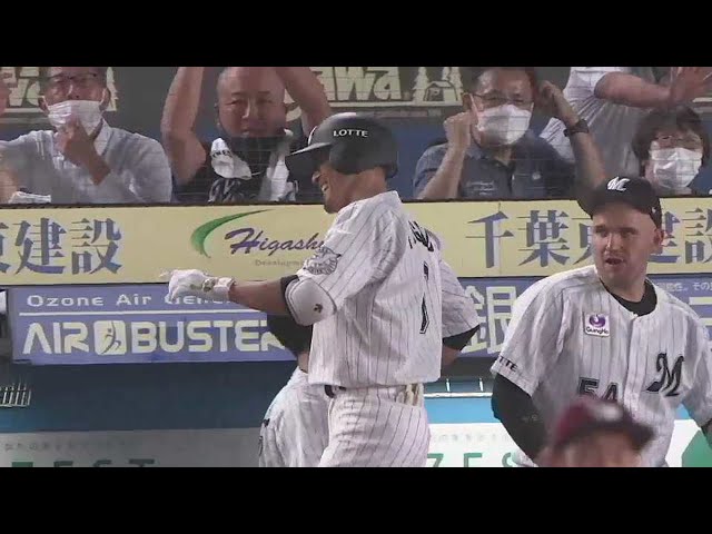 【3回裏】いぶし銀!! マリーンズ・荻野貴司 レフトスタンドへの先制ソロホームラン!! 2022年8月26日 千葉ロッテマリーンズ 対 東北楽天ゴールデンイーグルス
