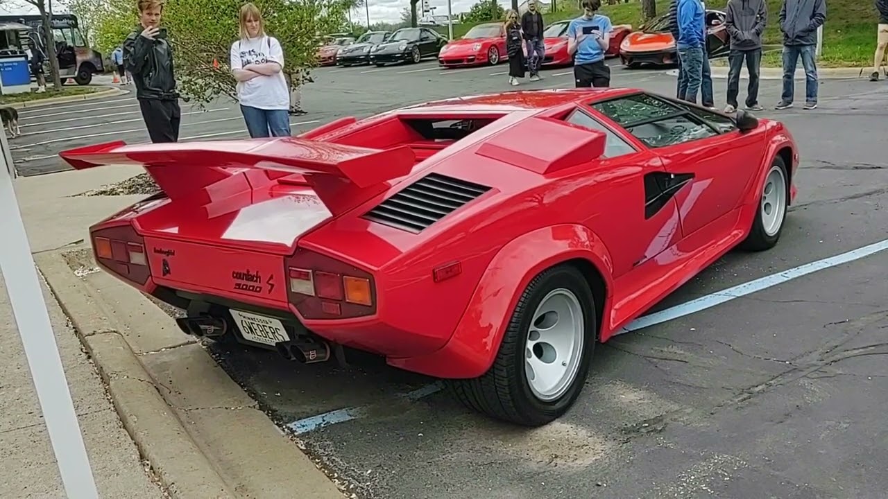 1984 Lamborghini Countach 5000 S startup and drive away