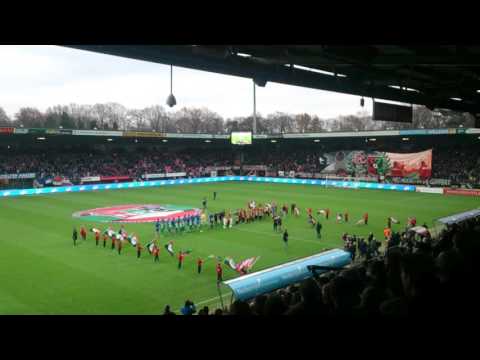 Opkomst N.E.C. Nijmegen - PEC Zwolle (2-2)