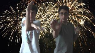 SqueeZie & FeZzo | FEU D ARTIFICE DE VIDEOS 