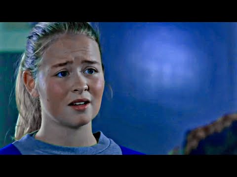 Liv Flaherty 6th January 2022 Part 3 - vinny tells liv, he’s suspicious of meena