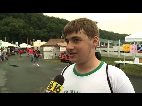 Apparently Kid not only star born at Wayne County Fair 10 years ago