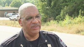 Chief: Man who spent time in prison for murder took 5 hostages at gunpoint