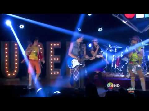 Manu consegue cantar após show começar - Cúmplices de um Resgate