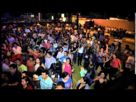 EL ENCANTO DE CORAZON - MIX SHAPIS EN CONCIERTO PIURA 2014