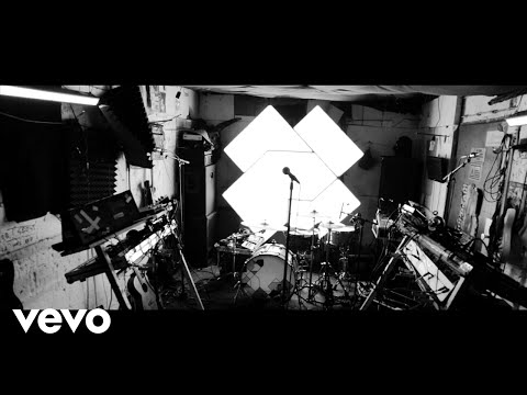 Gudrun von Laxenburg - Moving Water (feat. Eloui) (Live Session)