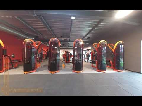 Basic-Fit 24/7 Miniature vidéo YouTube 8