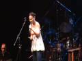 Mayra Andrade ao vivo na Choperia Sesc Pompéia ...