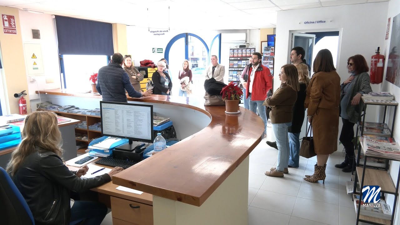 El Taller de Sumillería visita la Oficina de Turismo