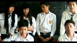 preview picture of video 'Derai-derai Cemara Chairil Anwar, Musikalisasi Puisi SMP Negeri 1 Pasawahan Purwakarta.3gp'