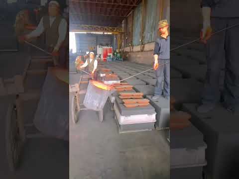 Casting process with molten iron