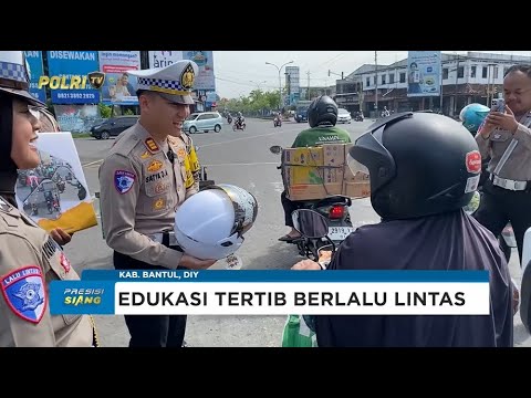 POLRES BANTUL BAGIKAN HELM GRATIS