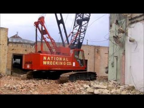 #Amazing Link-Belt LS-208H II Crane with Clamshell/Wrecking Ball #HD #2017
