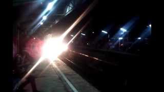 preview picture of video 'kereta api loko CC 206 1332 berangkat ke nambo'
