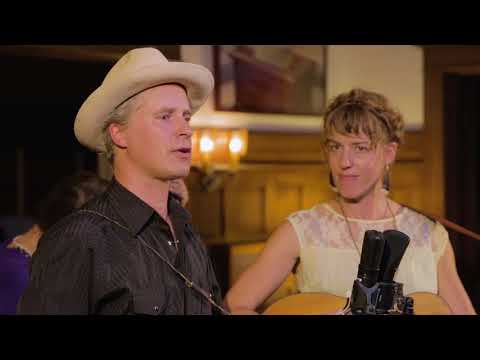 Foghorn Stringband - Sick, Sad and Lonesome